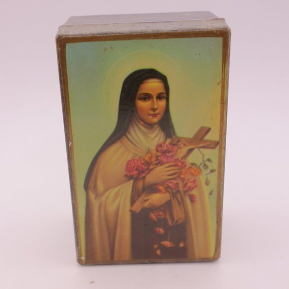 Set of Four Boxes w/ depictions of St Therese Virgen Milagrosa & Heart of Mary - Picture 14 of 16